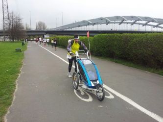 Cracovia Marathon 2015 z niepełnosprawnym Adrianem
