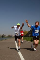 Cracovia Maraton 2010 radośni wariaci