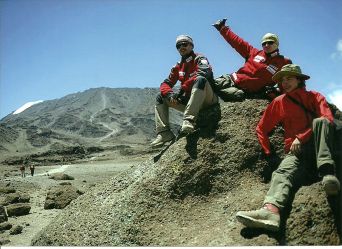 Kilimanjaro Mimo Wszystko 2008 r. -z Jasiem Melą i Piotrem Truszkowskim
