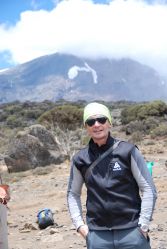 z Kilmanjaro w tle - 2011 r.